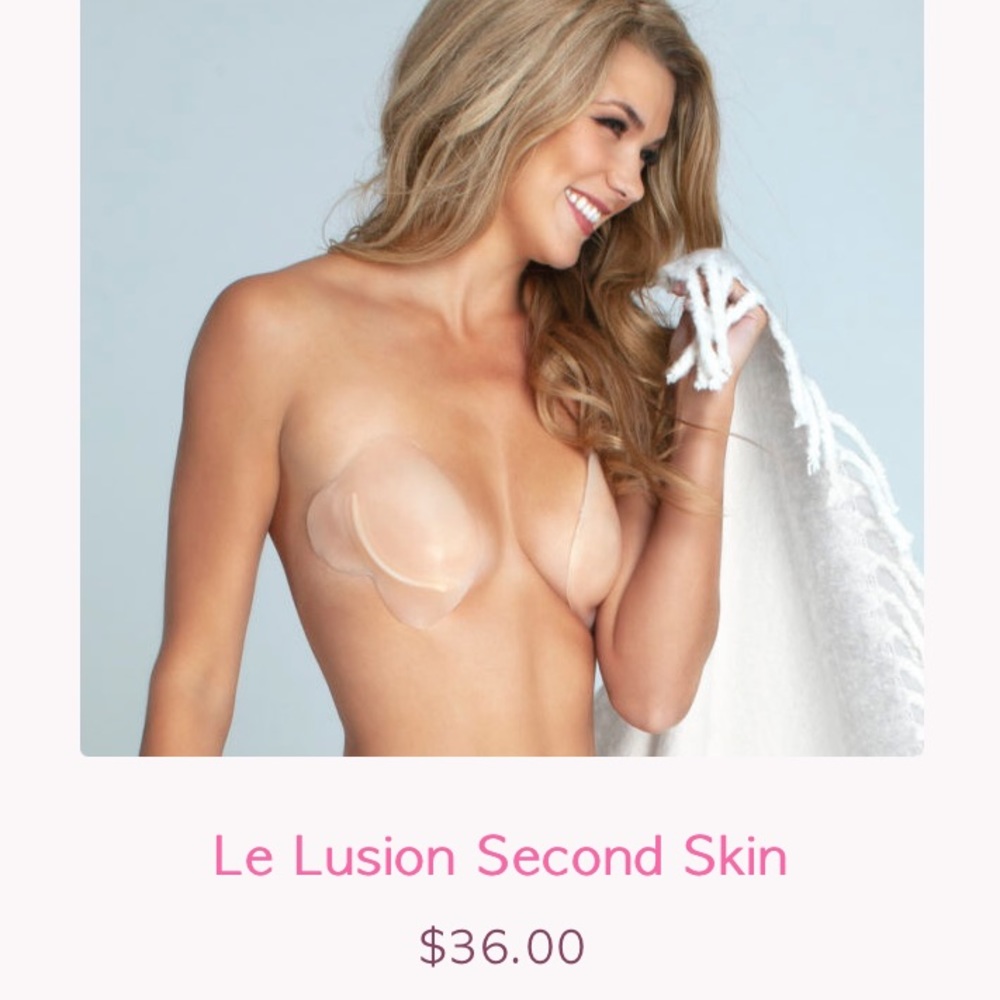 2 pairs of FashionForms sticky boobs